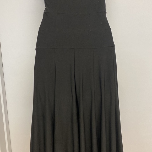 Lauren Ralph Lauren Black Dress Embellished with Gold Chain - Picture 7 of 11